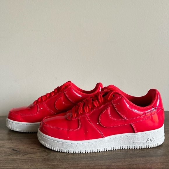 Nike Men\'s Air Force 1 \'07 UV Ultraviolet Siren Red Shoe Size 8 #608 main image 7
